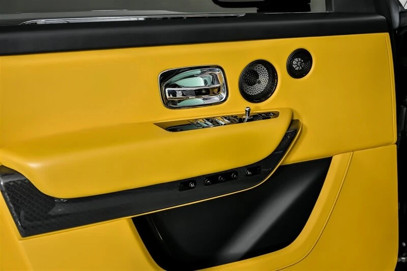 2022 Rolls-Royce Cullinan Black Badge - Image 18 of 21