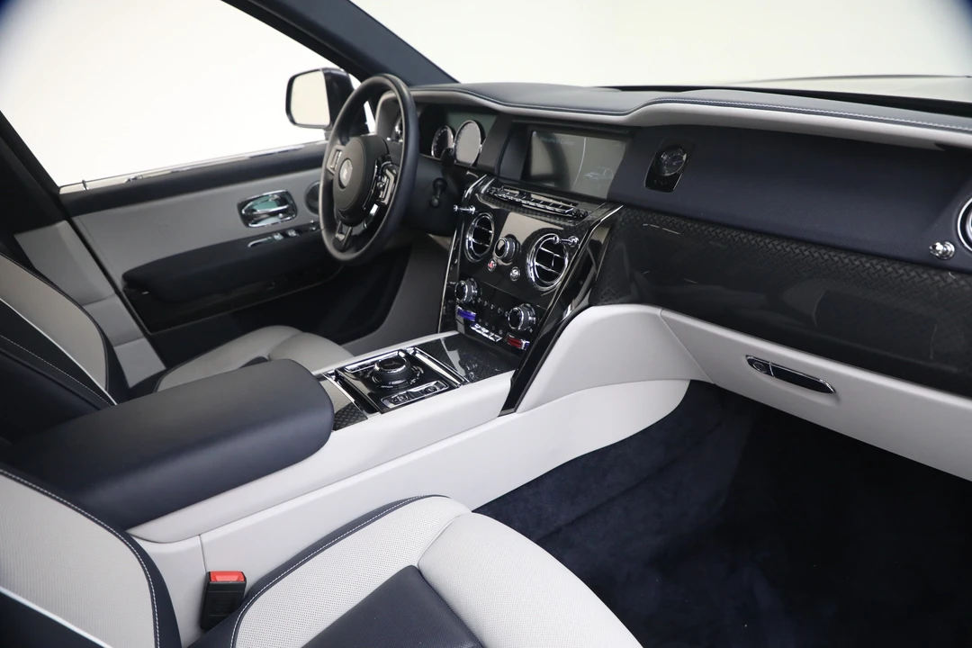2022 Rolls-Royce Cullinan Black Badge - Image 19 of 31