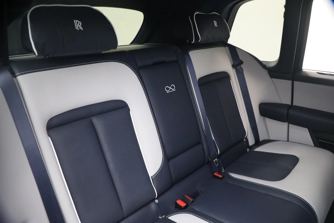 2022 Rolls-Royce Cullinan Black Badge - Image 25 of 31