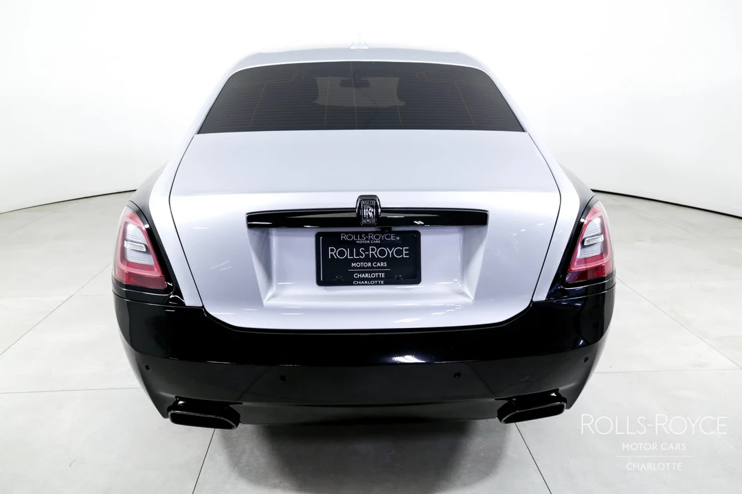 2022 Rolls-Royce Ghost Black Badge 2nd Gen - Image 9 of 12