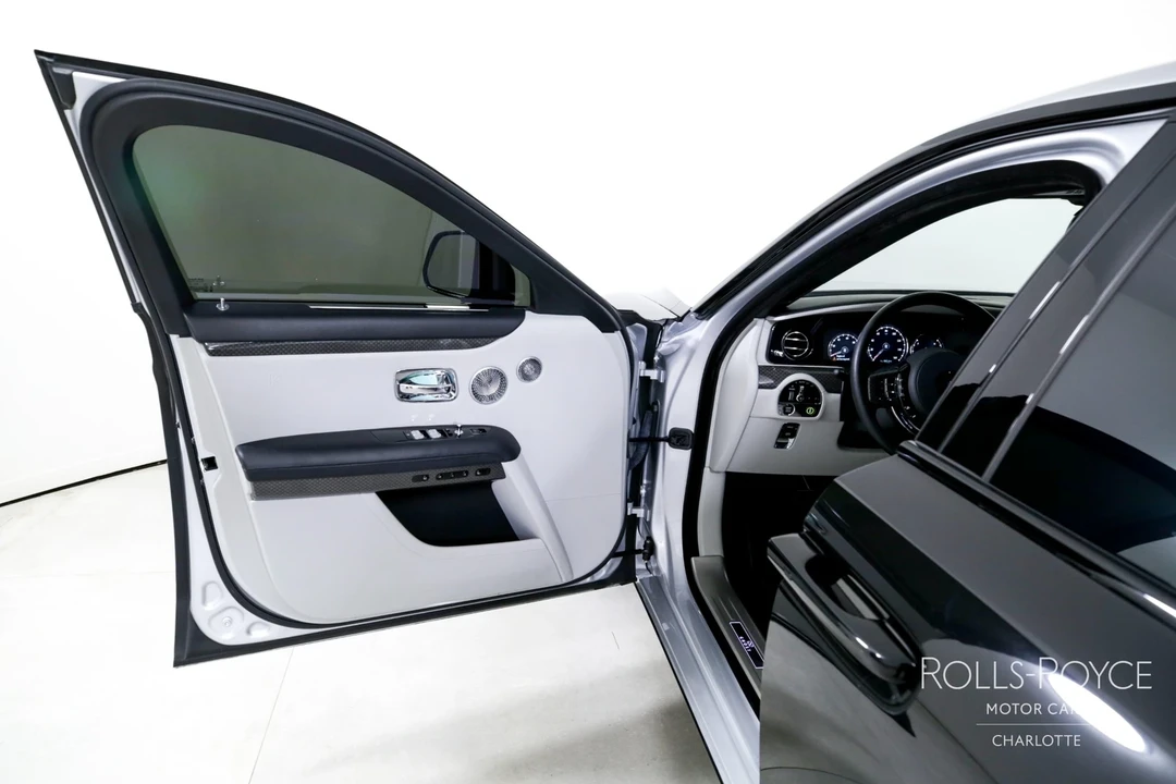 2022 Rolls-Royce Ghost Black Badge 2nd Gen - Image 11 of 12