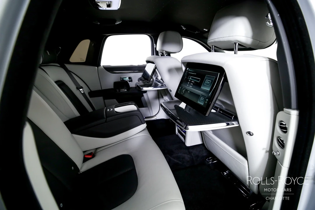 2022 Rolls-Royce Ghost Black Badge 2nd Gen - Image 28 of 31