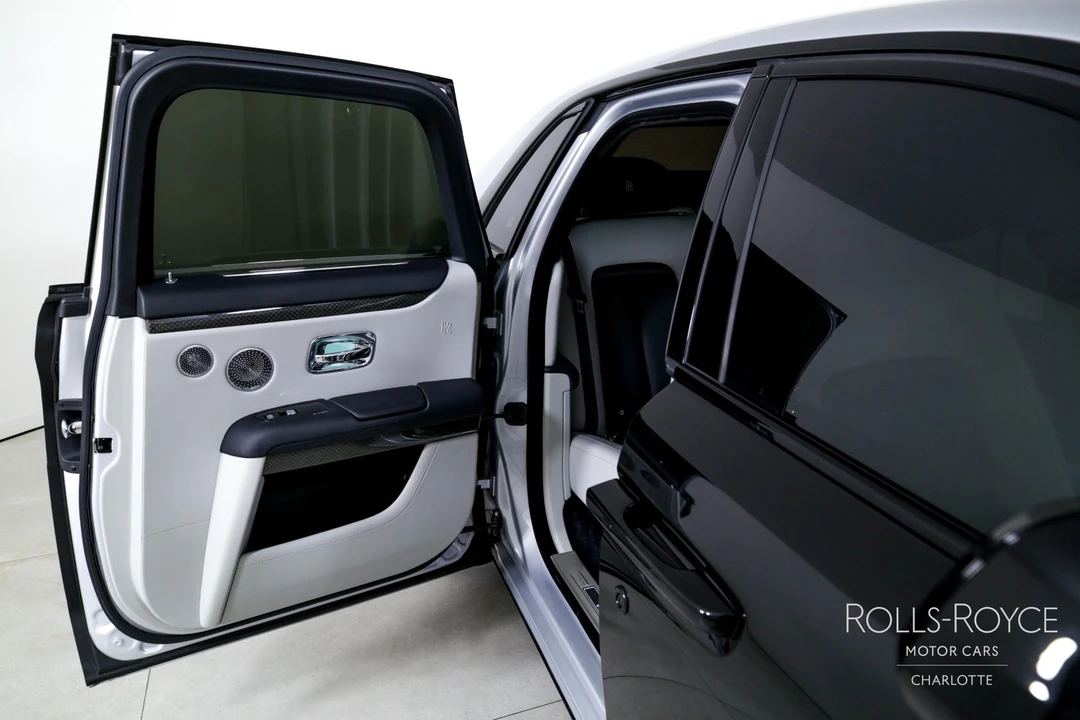 2022 Rolls-Royce Ghost Black Badge 2nd Gen - Image 26 of 31