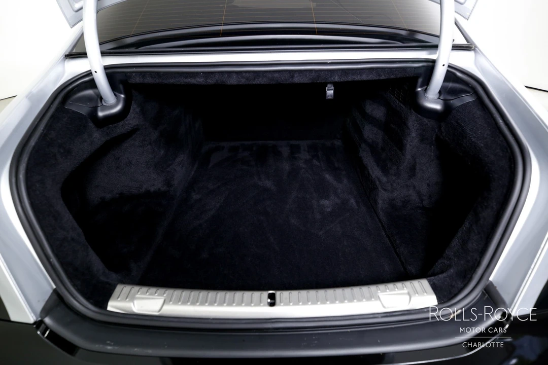 2022 Rolls-Royce Ghost Black Badge 2nd Gen - Image 24 of 31