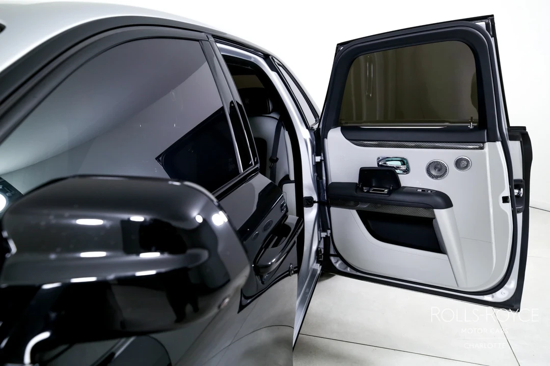 2022 Rolls-Royce Ghost Black Badge 2nd Gen - Image 18 of 21