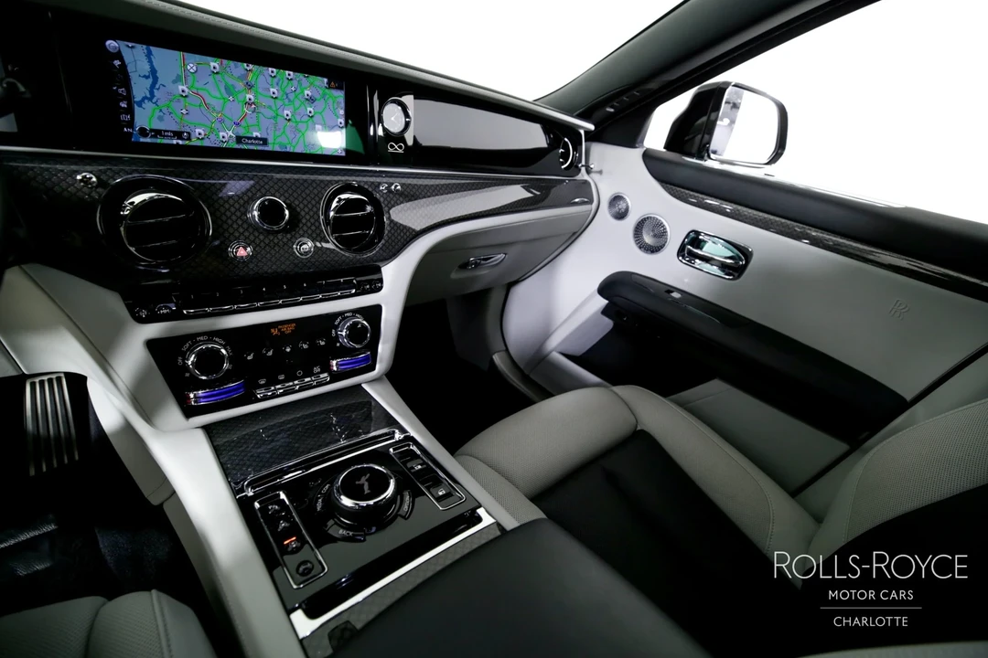 2022 Rolls-Royce Ghost Black Badge 2nd Gen - Image 16 of 21