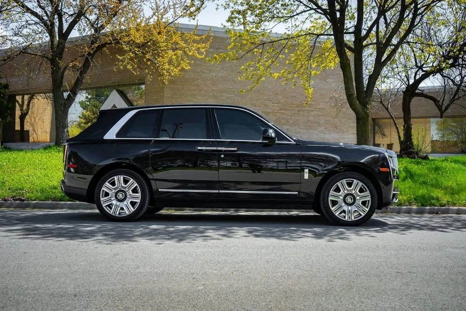 2022 Rolls-Royce Cullinan - Image 4 of 12