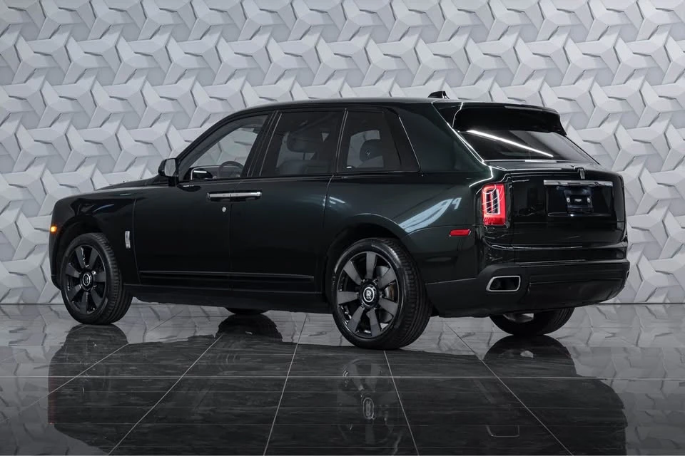 2022 Rolls-Royce Cullinan - Image 3 of 17