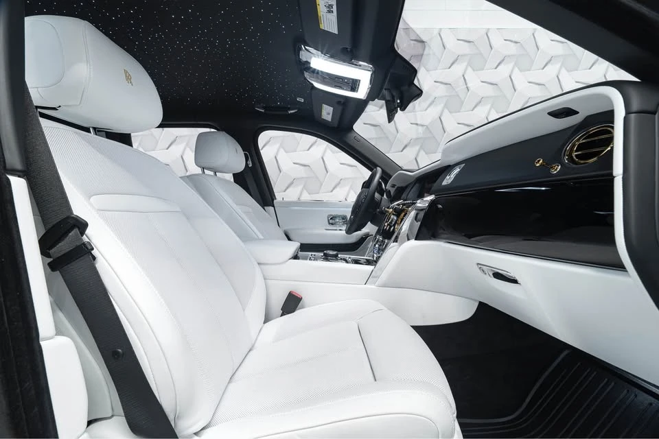 2022 Rolls-Royce Cullinan - Image 4 of 17