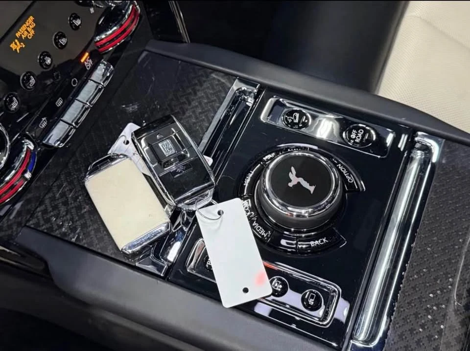 2022 Rolls-Royce Cullinan - Image 17 of 18