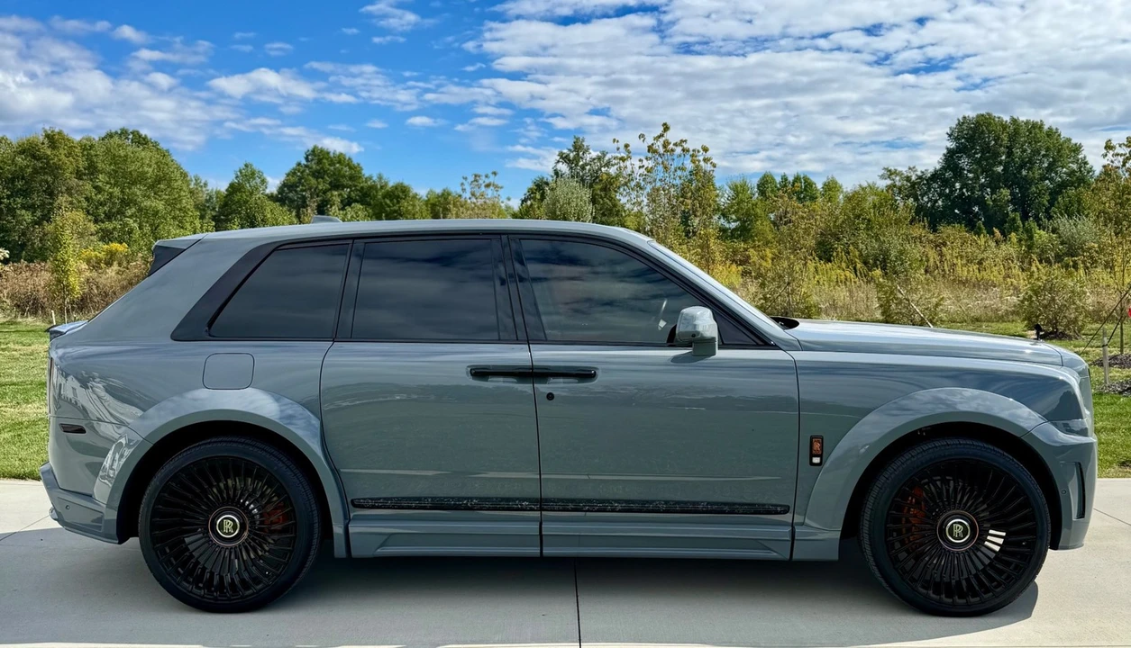 2022 Rolls-Royce Cullinan - Image 6 of 12