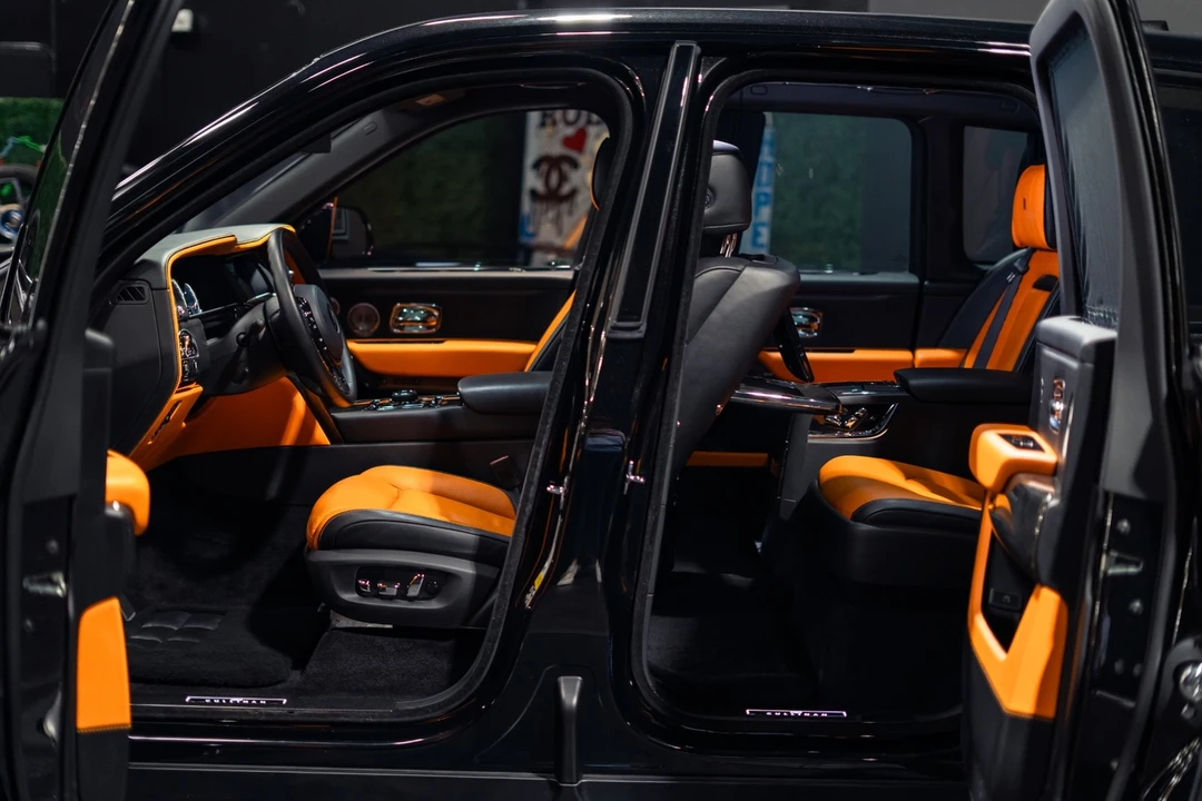 2022 Rolls-Royce Cullinan - Image 2 of 31