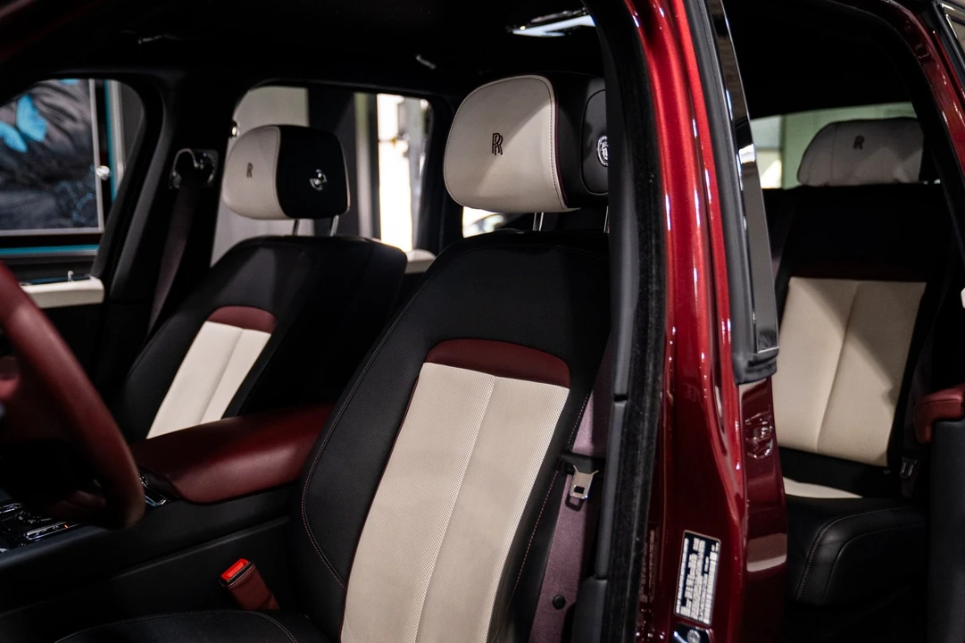 2022 Rolls-Royce Cullinan - Image 2 of 12