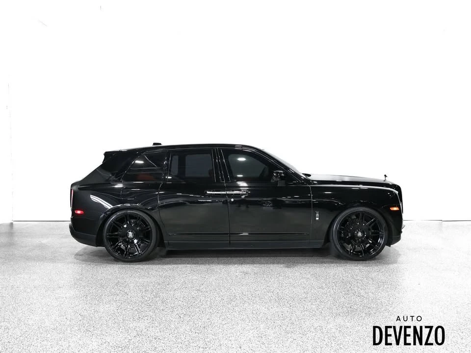 2022 Rolls-Royce Cullinan Black Badge - Image 2 of 20