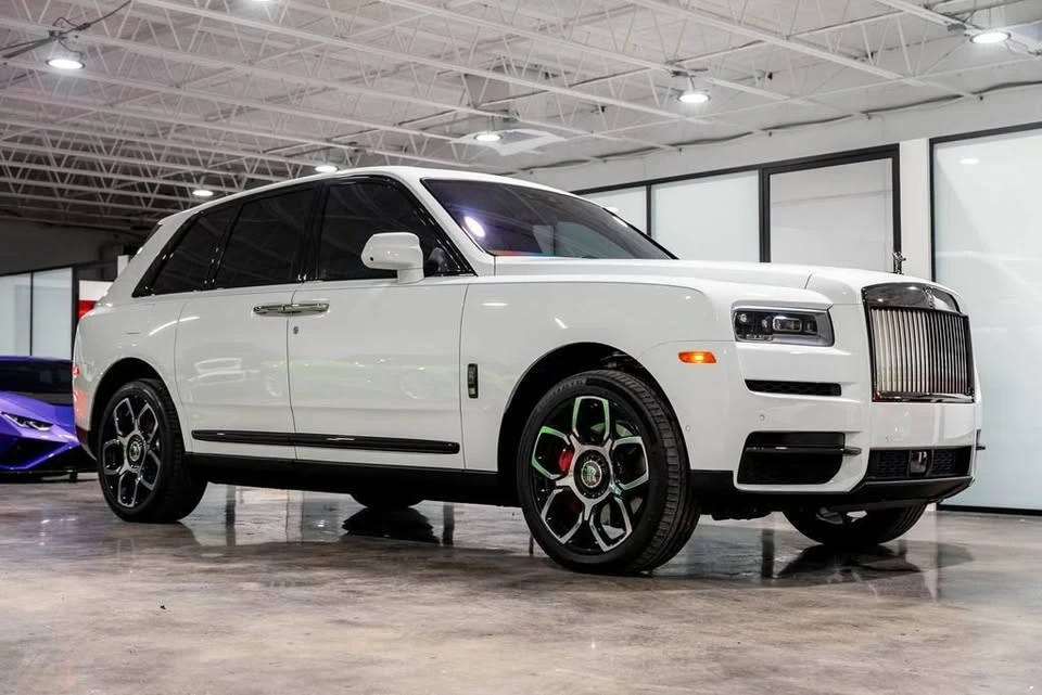2022 Rolls-Royce Cullinan Black Badge - Image 4 of 12