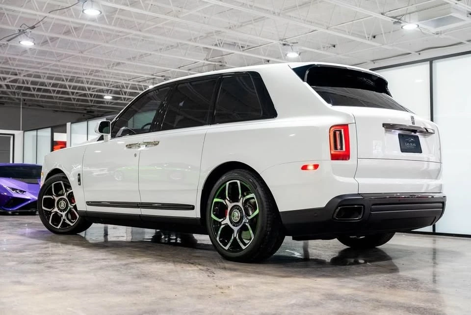 2022 Rolls-Royce Cullinan Black Badge - Image 6 of 12
