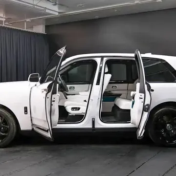 2022 Rolls-Royce Cullinan Black Badge