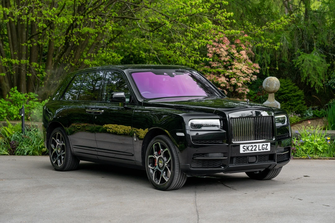 2022 Rolls-Royce Cullinan Black Badge - Image 2 of 31