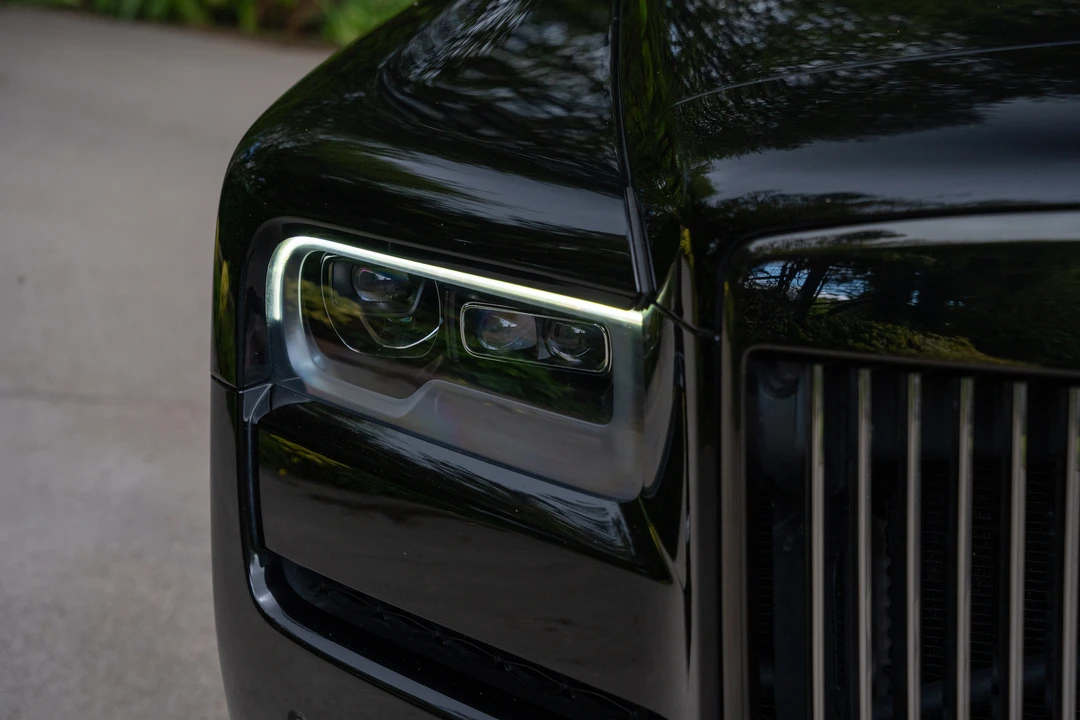 2022 Rolls-Royce Cullinan Black Badge - Image 25 of 31