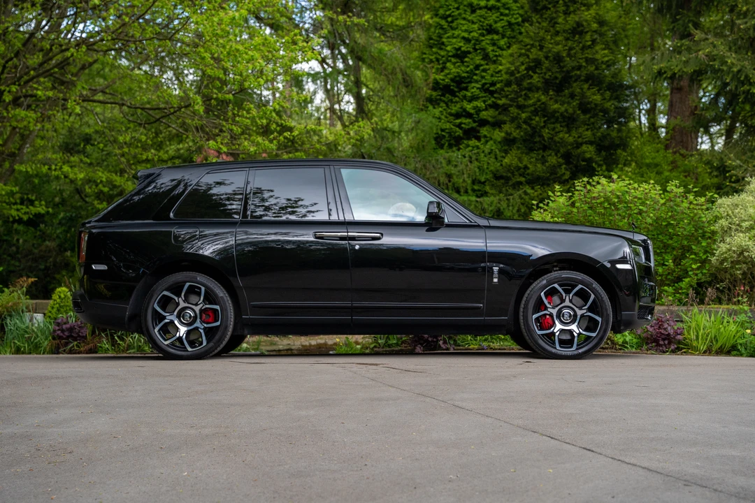 2022 Rolls-Royce Cullinan Black Badge - Image 17 of 31