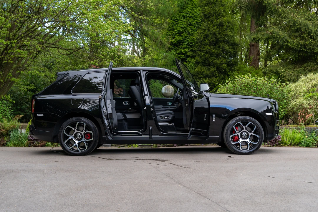 2022 Rolls-Royce Cullinan Black Badge - Image 18 of 31