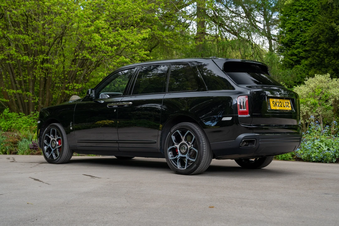 2022 Rolls-Royce Cullinan Black Badge - Image 14 of 31