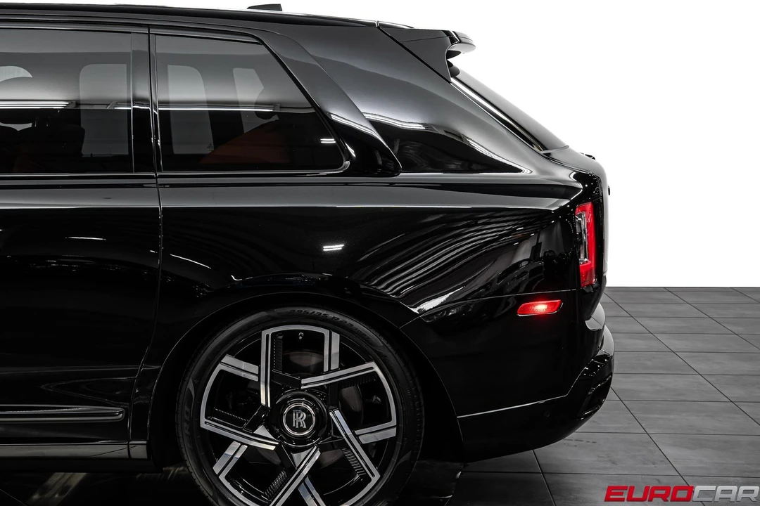 2022 Rolls-Royce Cullinan Black Badge - Image 16 of 31
