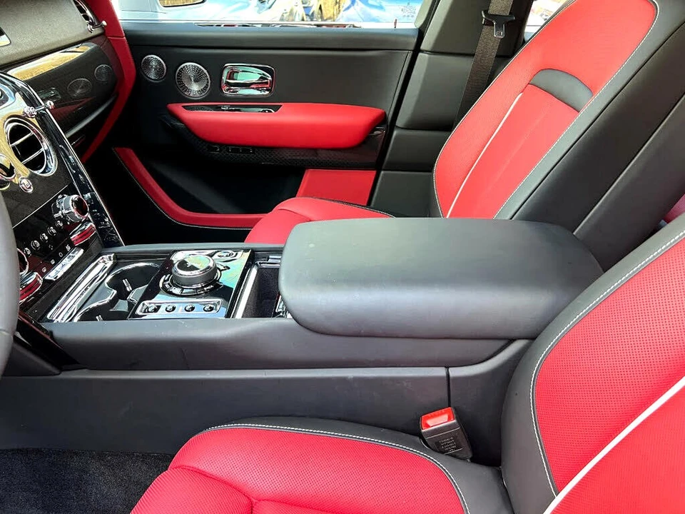 2022 Rolls-Royce Cullinan Black Badge - Image 16 of 21