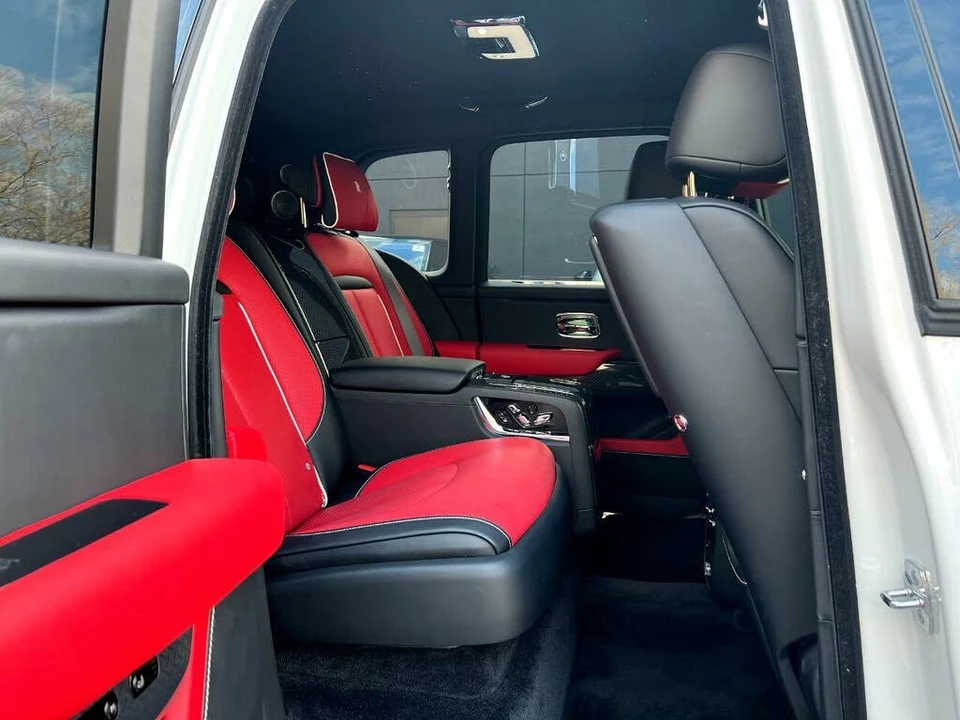 2022 Rolls-Royce Cullinan Black Badge - Image 23 of 31