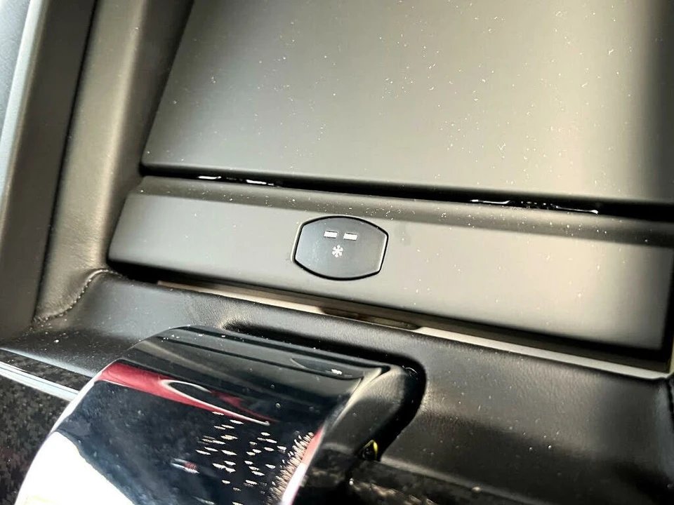 2022 Rolls-Royce Cullinan Black Badge - Image 27 of 31