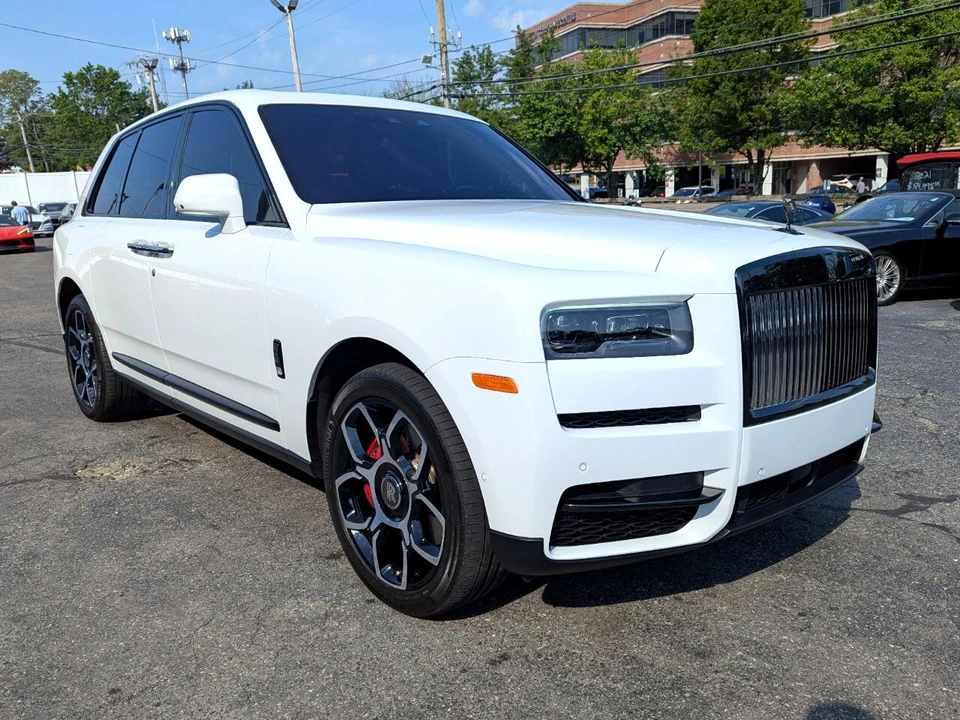 2022 Rolls-Royce Cullinan Black Badge - Image 5 of 21