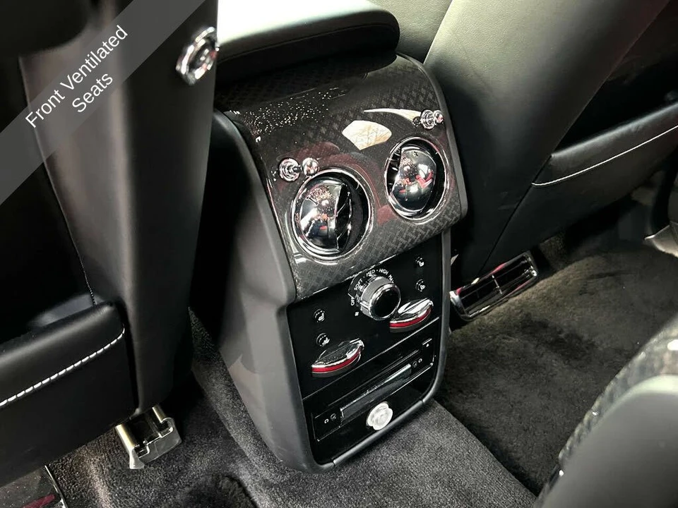 2022 Rolls-Royce Cullinan Black Badge - Image 30 of 31