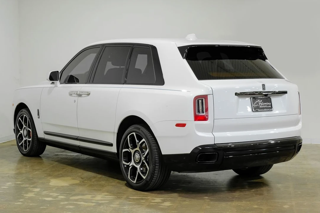 2022 Rolls-Royce Cullinan Black Badge - Image 10 of 31
