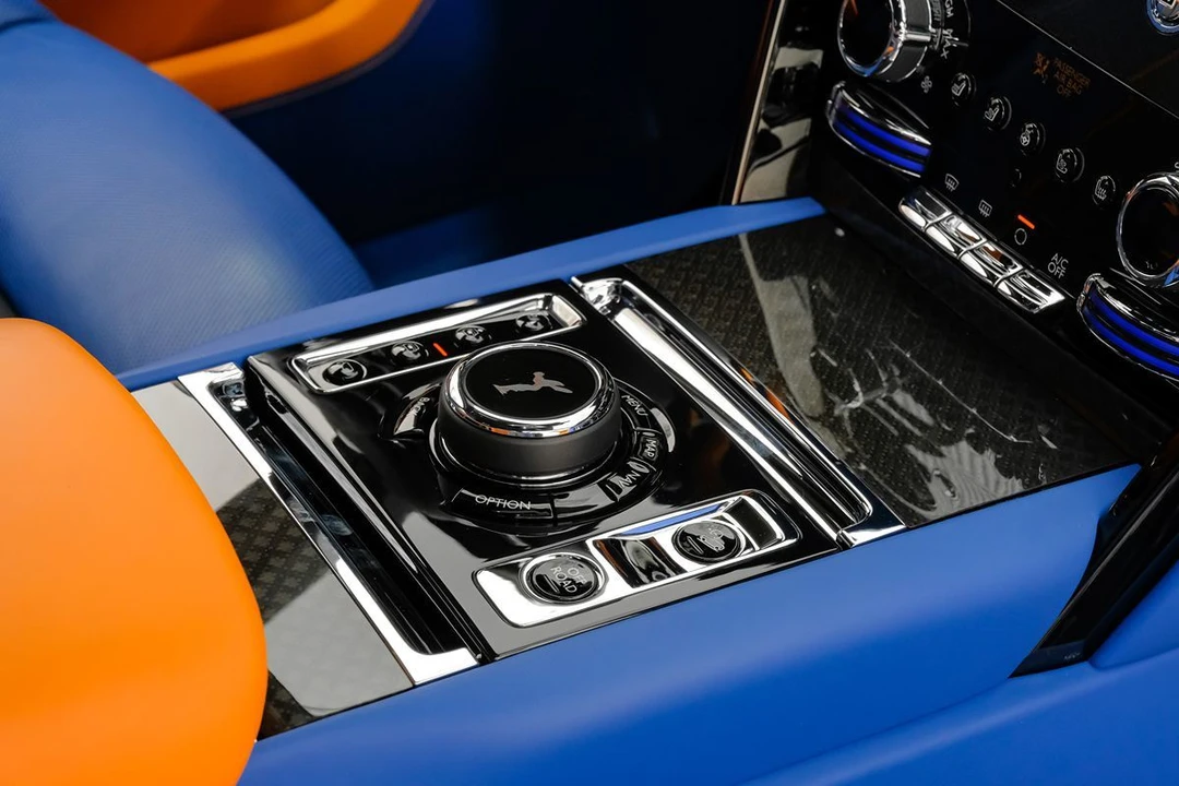 2022 Rolls-Royce Cullinan Black Badge - Image 25 of 31