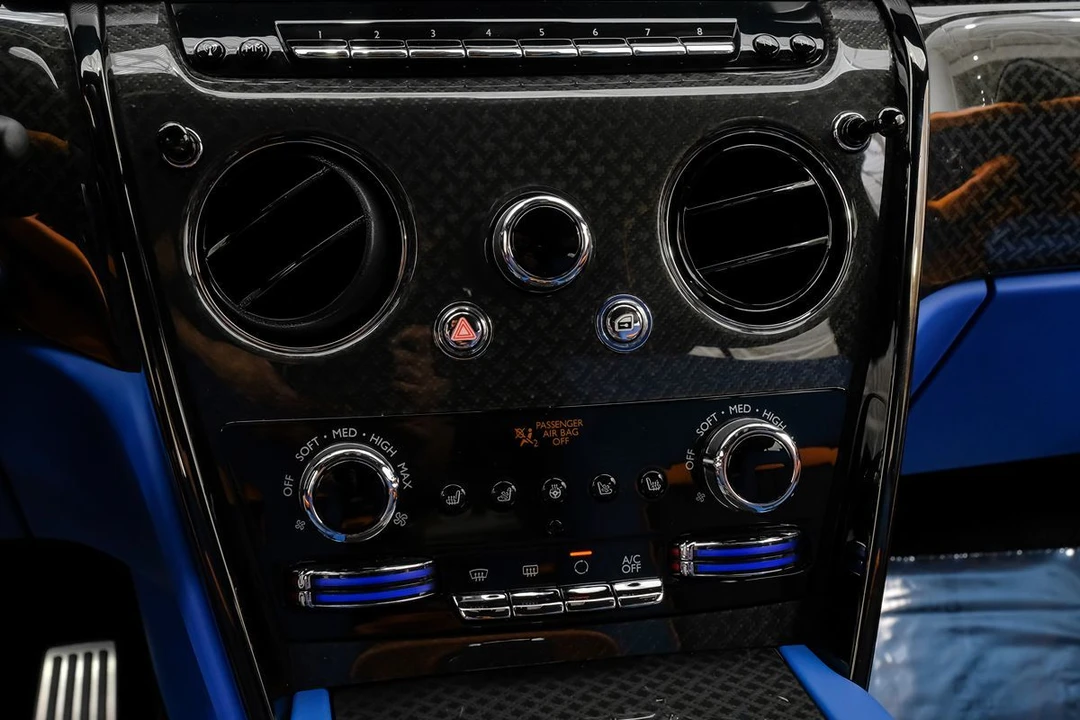 2022 Rolls-Royce Cullinan Black Badge - Image 27 of 31