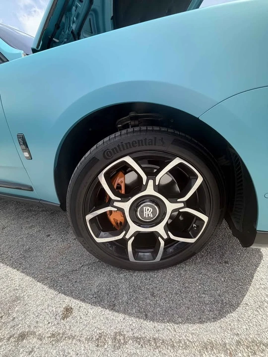 2022 Rolls-Royce Cullinan Black Badge - Image 13 of 19