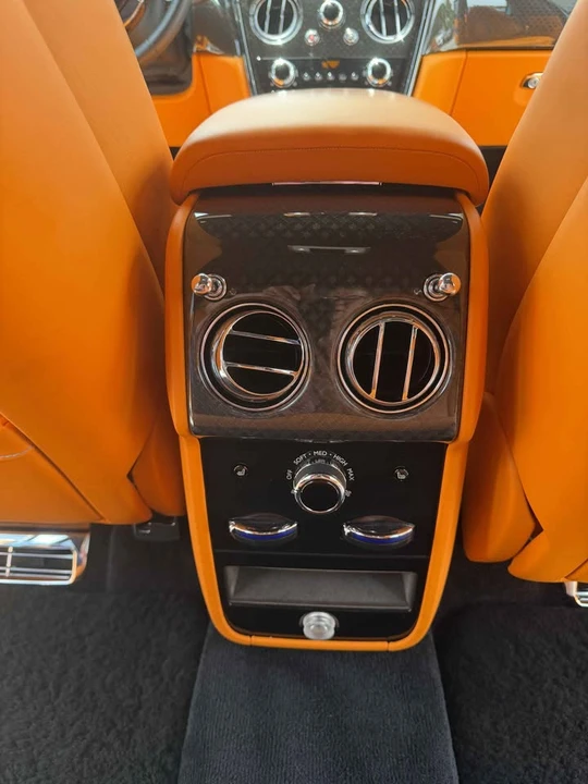2022 Rolls-Royce Cullinan Black Badge - Image 7 of 19