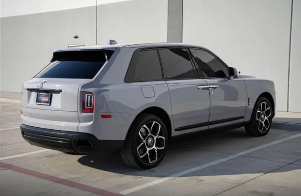 2022 Rolls-Royce Cullinan Black Badge - Image 17 of 17