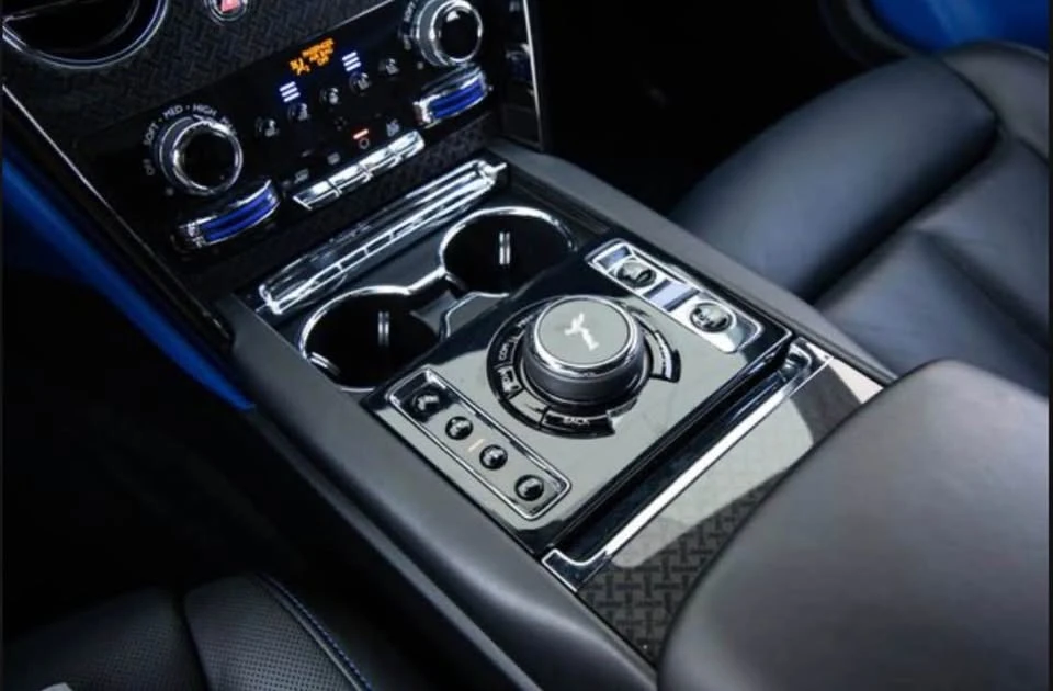 2022 Rolls-Royce Cullinan Black Badge - Image 2 of 17