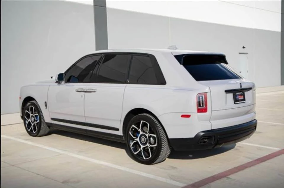 2022 Rolls-Royce Cullinan Black Badge - Image 15 of 17