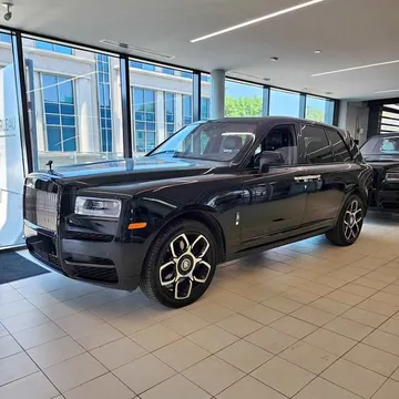 2022 Rolls-Royce Cullinan Black Badge