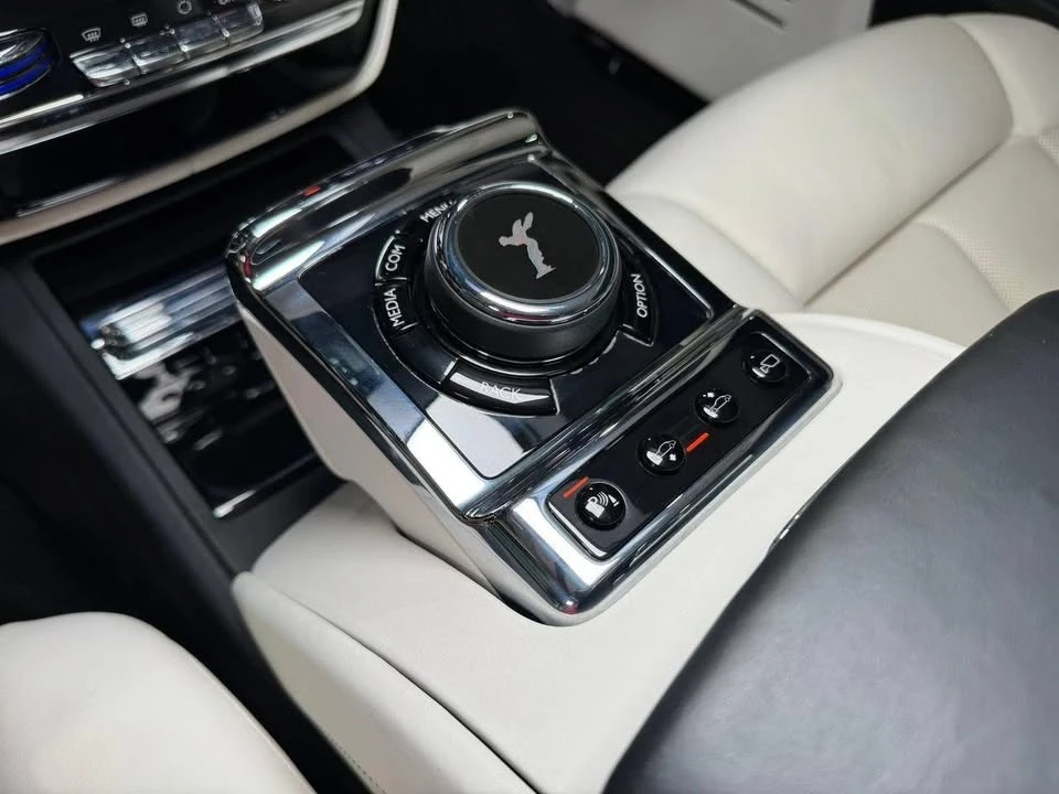 2022 Rolls-Royce Cullinan - Image 9 of 13