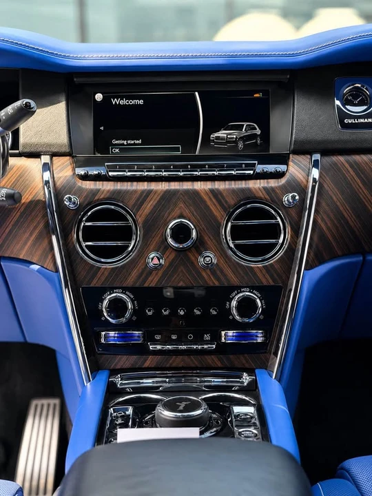 2022 Rolls-Royce Cullinan - Image 9 of 11