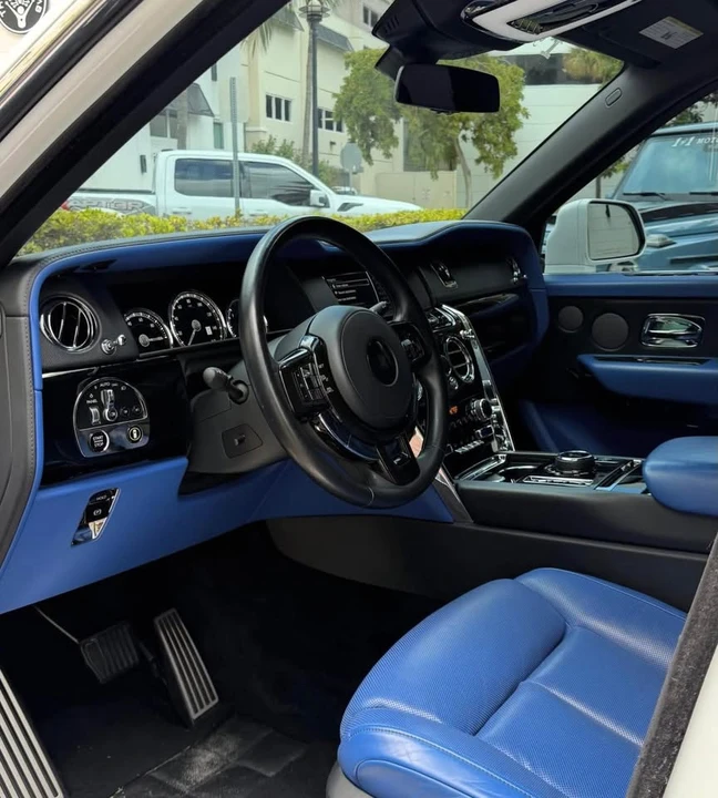 2022 Rolls-Royce Cullinan - Image 3 of 8