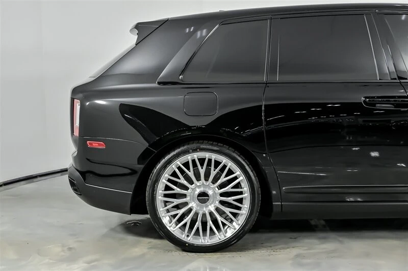 2022 Rolls-Royce Cullinan - Image 13 of 31