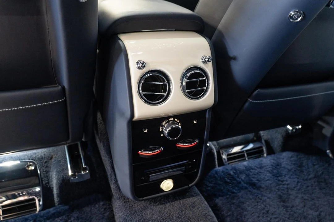 2022 Rolls-Royce Cullinan - Image 17 of 21
