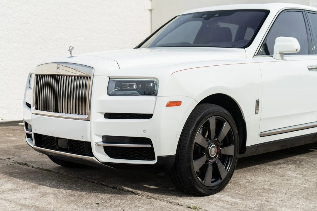 2022 Rolls-Royce Cullinan - Image 14 of 31