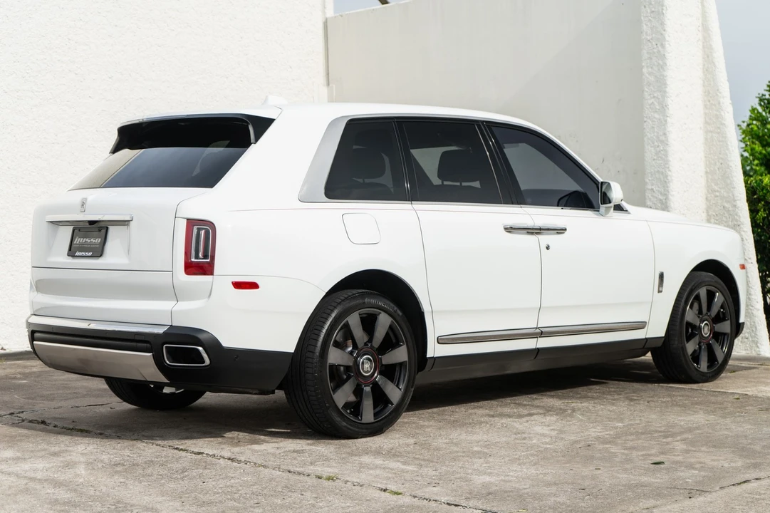 2022 Rolls-Royce Cullinan - Image 9 of 31