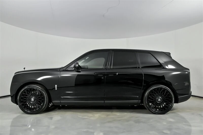 2022 Rolls-Royce Cullinan - Image 8 of 21