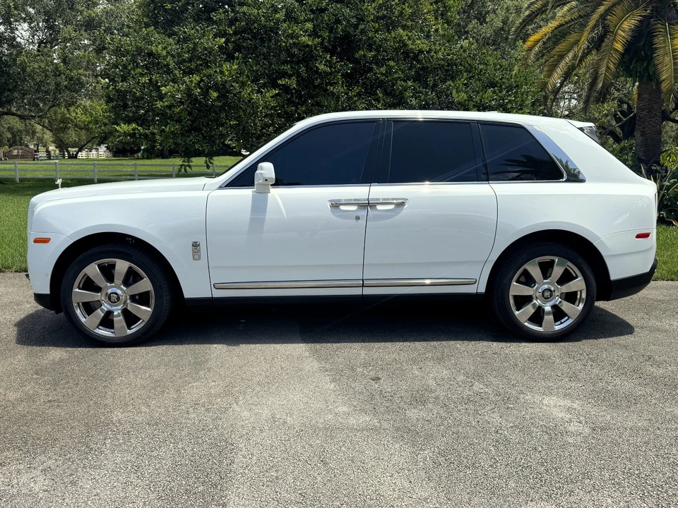 2022 Rolls-Royce Cullinan - Image 3 of 31